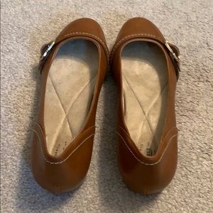 Great Cushioned Flats